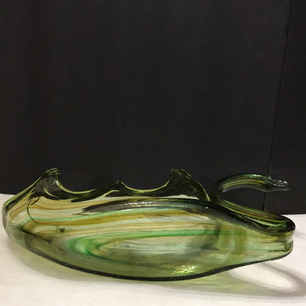 Glass Swan - Picture 7 of 7